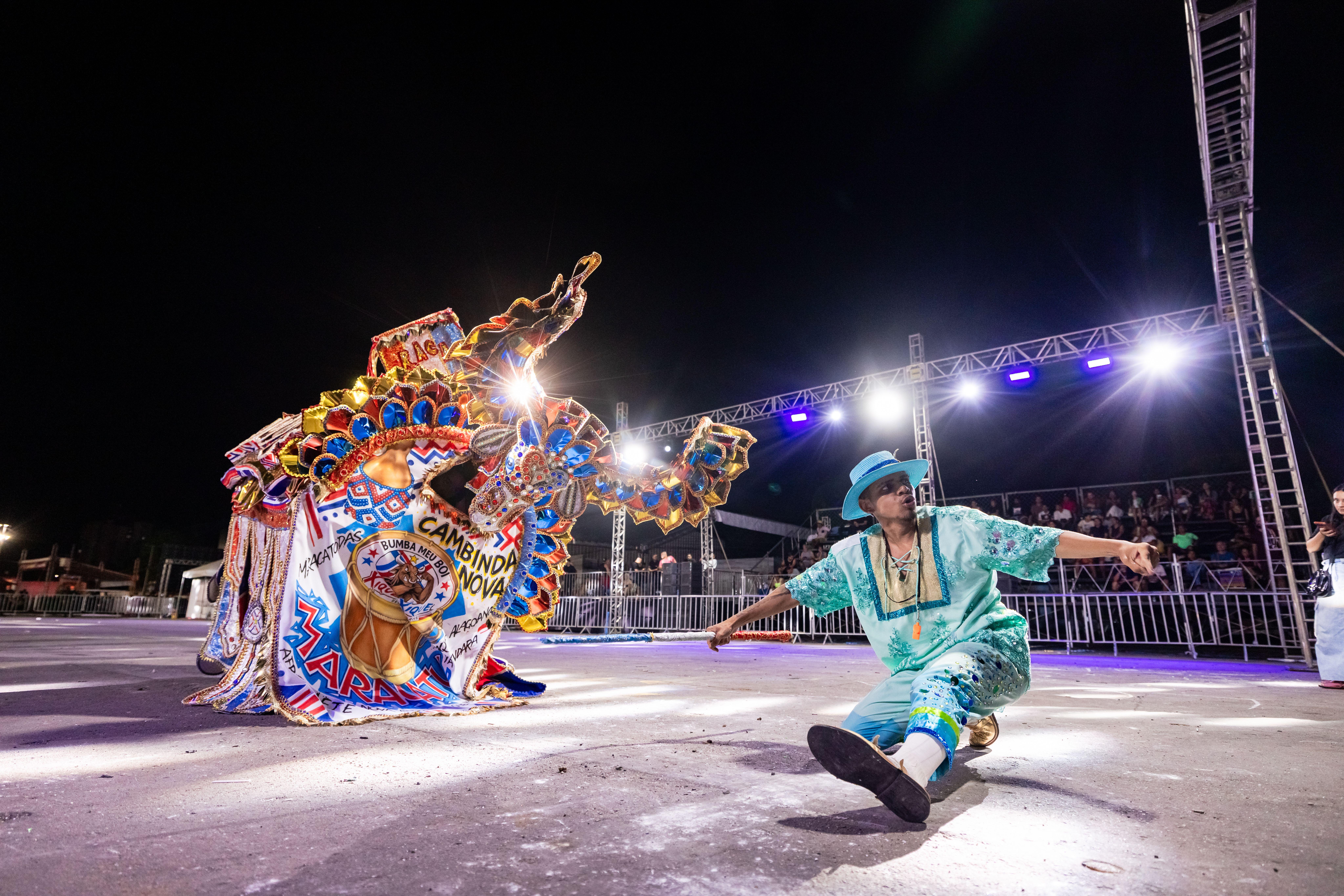 Cultura popular, tradição e emoção marcam a primeira noite do 33º Festival Municipal de Bumba Meu Boi em Maceió